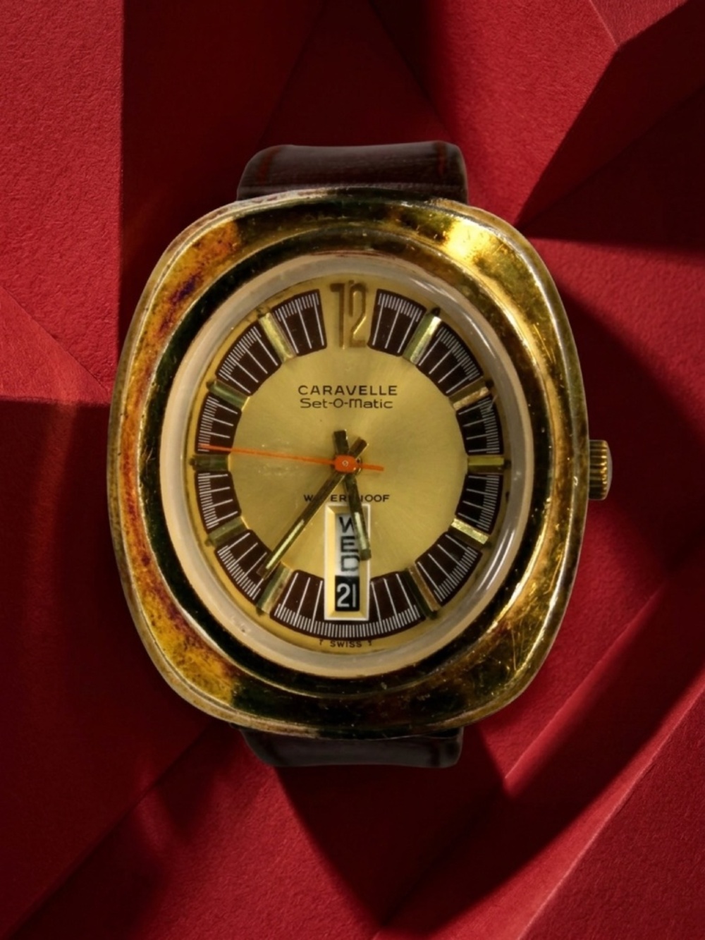 Gorgeous vintage 1972 Caravelle (by Bulova) "Set-O-Matic" automatic men's watch!